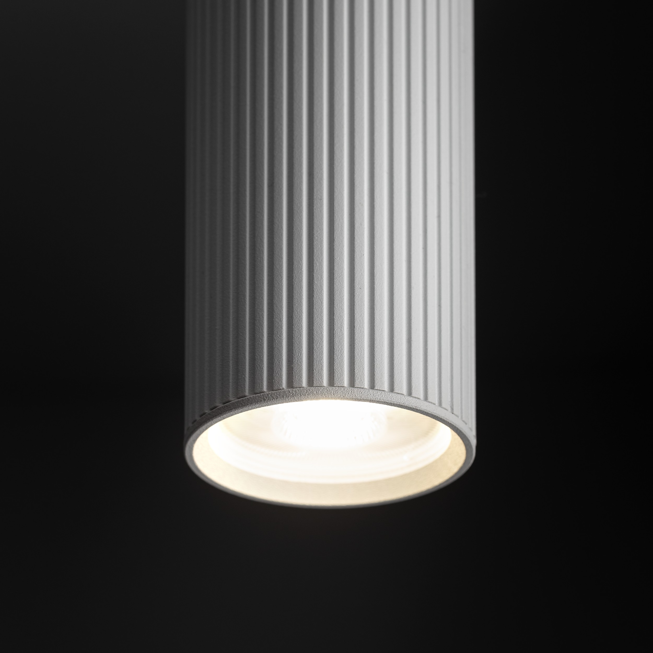 Lampa Suspendată Tune Alb L