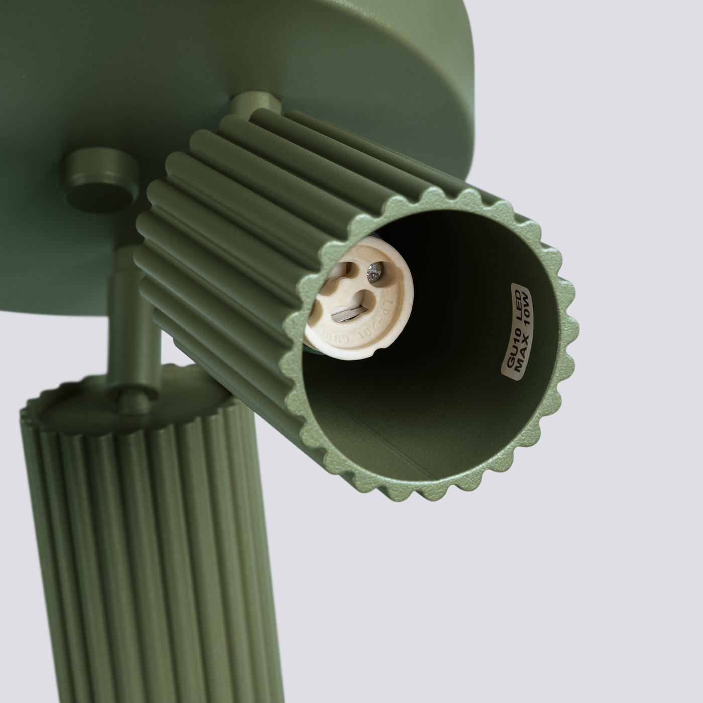 e008f256d21aa84454471d1a25ab2909